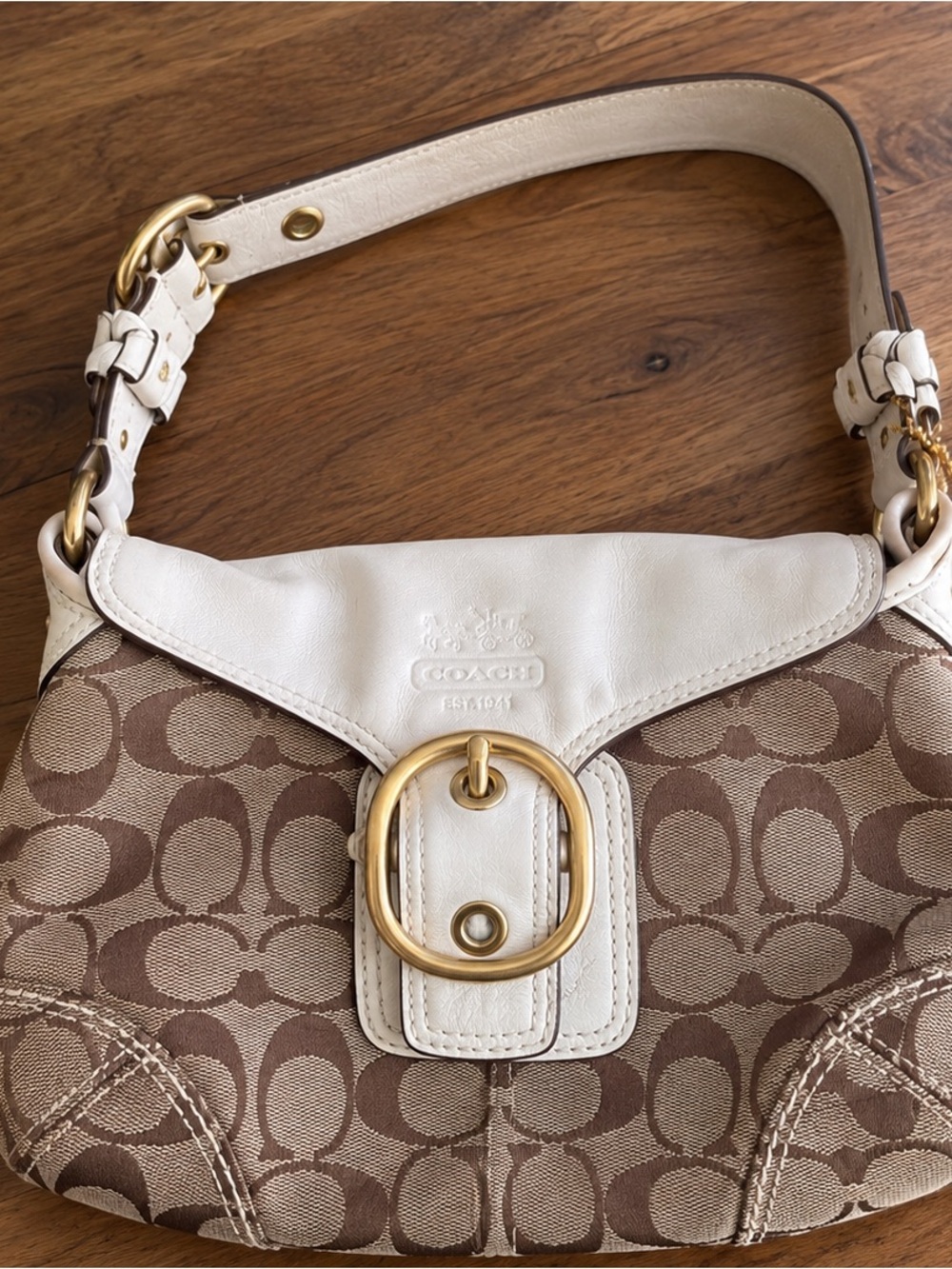Coach soho bleeker shoulder bag